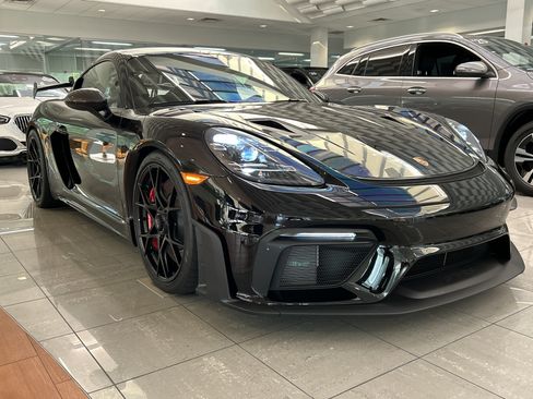 Used 2025 Porsche 718 Cayman GT4 RS RWD image 4