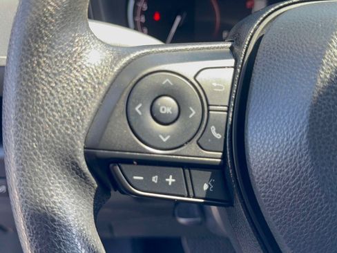Certified 2025 Toyota RAV4 XLE AWD/4WD image 16