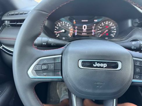 Certified 2025 Jeep Compass Trailhawk w/ Sun & Sound Group AWD/4WD image 24