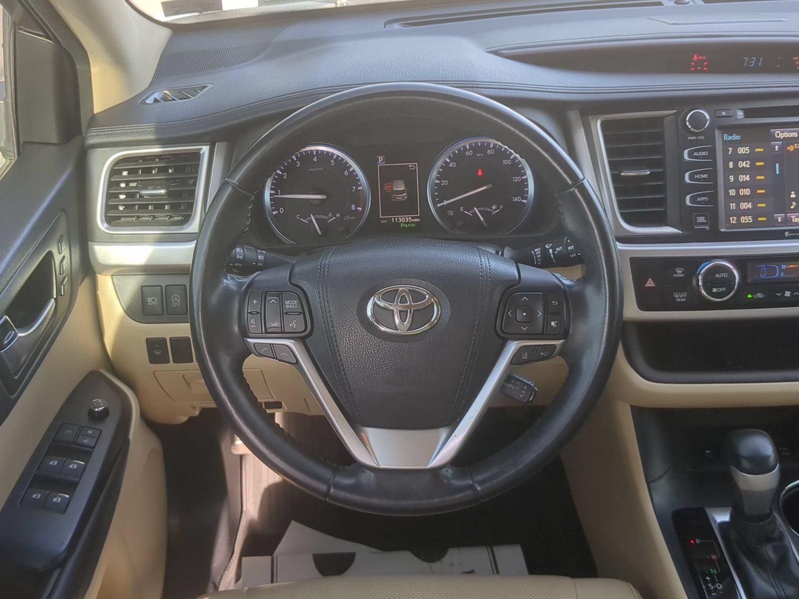 Used 2017 Toyota Highlander Limited AWD/4WD image 31