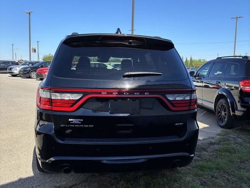 Used 2025 Dodge Durango GT AWD/4WD image 4