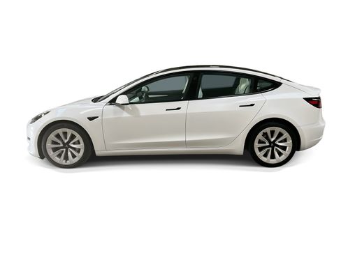 Certified 2023 Tesla Model 3 Standard Range RWD image 3