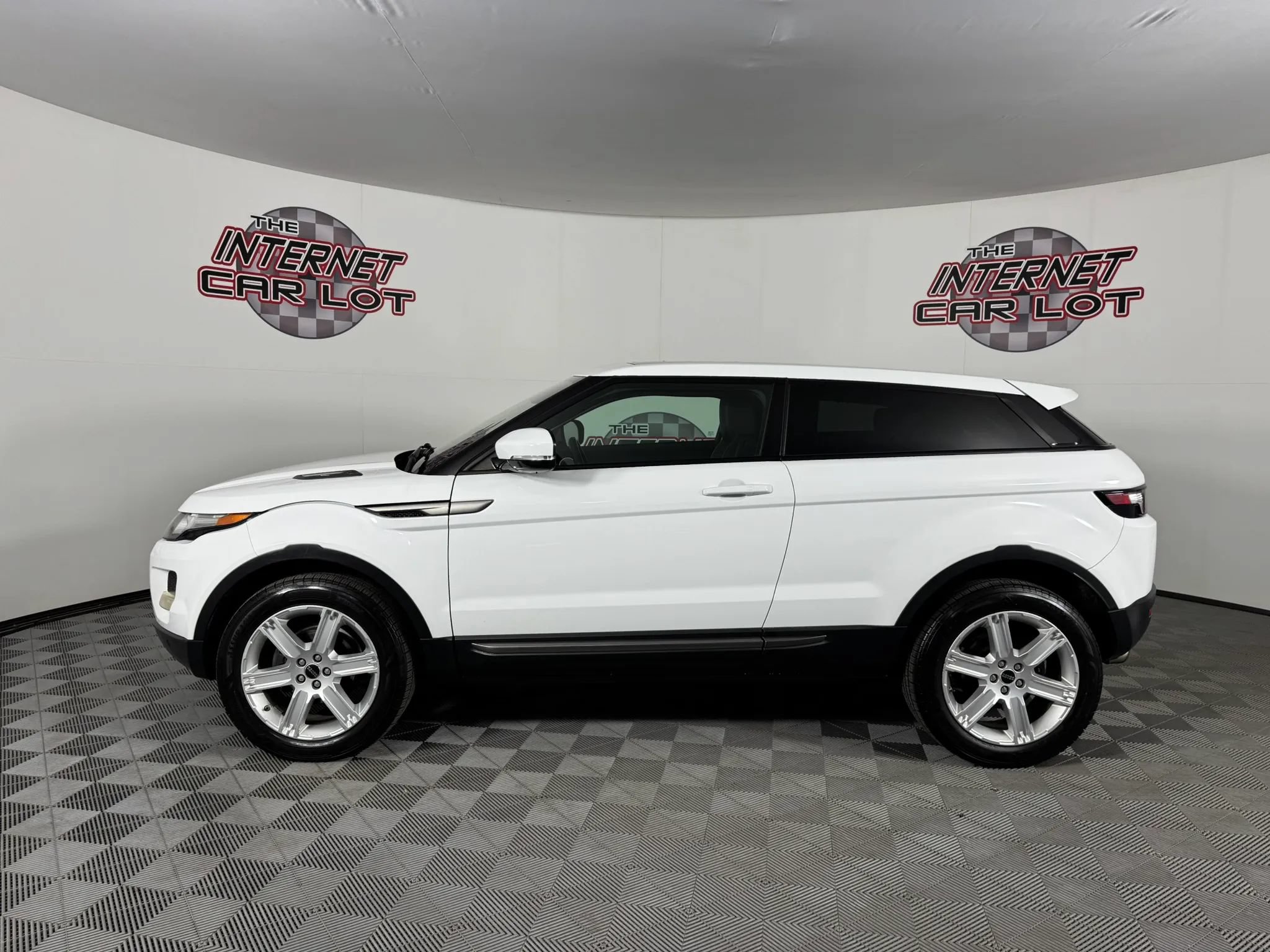 Used 2012 Land Rover Range Rover Evoque Pure Plus AWD/4WD image 4