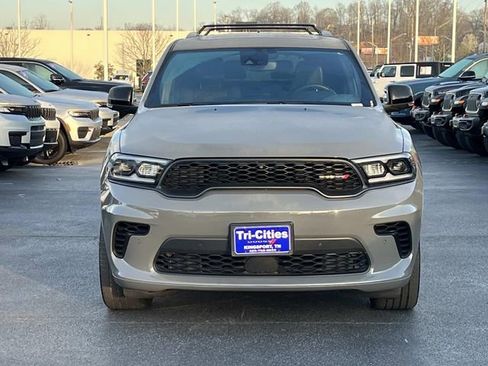 Used 2025 Dodge Durango GT image 9