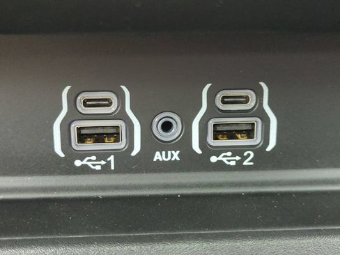 New 2026 RAM 1500 Laramie AWD/4WD image 23