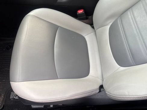 Used 2022 Toyota RAV4 XLE Premium AWD/4WD image 11