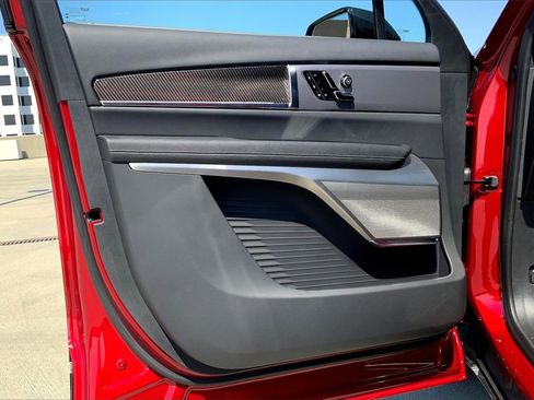 New 2026 Cadillac Vistiq Sport image 11