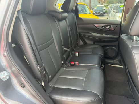 Used 2015 Nissan Rogue SL FWD image 13