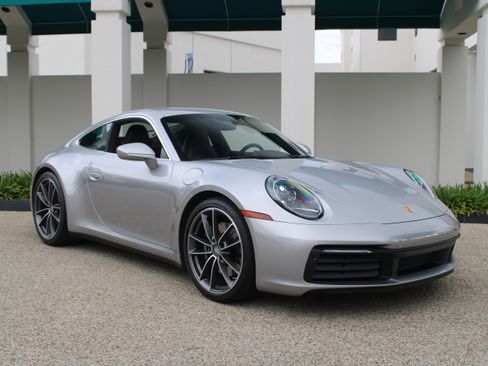 Certified 2024 Porsche 911 Carrera S image 9