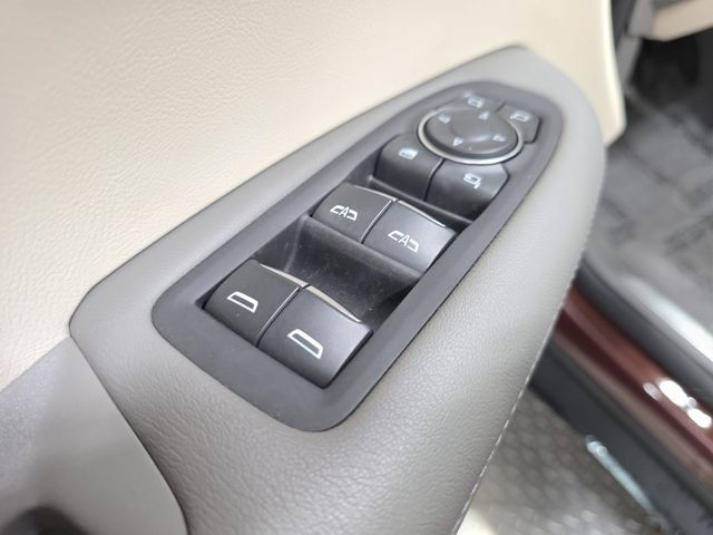 Used 2023 Cadillac XT5 Premium Luxury AWD/4WD image 23