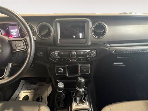 Used 2023 Jeep Wrangler Sport image 15