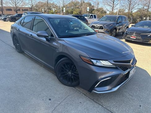 Used 2022 Toyota Camry XSE w/ Cold Weather Package image 2