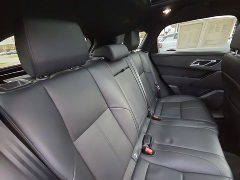 Used 2025 Land Rover Range Rover Velar Dynamic SE image 18