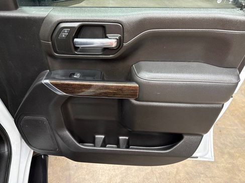 Used 2023 GMC Sierra 2500 SLE w/ SLE Convenience Package image 24