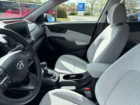 Used 2023 Hyundai Kona SEL w/ Cargo Package AWD/4WD image 13