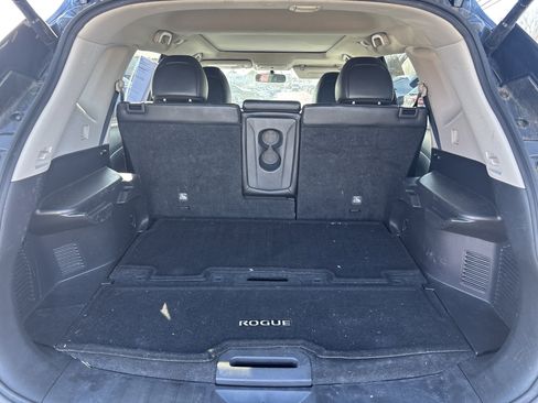 Used 2016 Nissan Rogue SL w/ SL Premium Package image 5