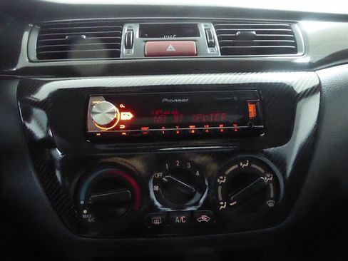 Used 2006 Mitsubishi Lancer Evolution IX image 16