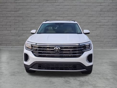 New 2026 Volkswagen Atlas SE FWD image 2