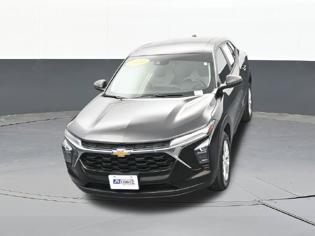 Used 2024 Chevrolet Trax LS FWD image 61
