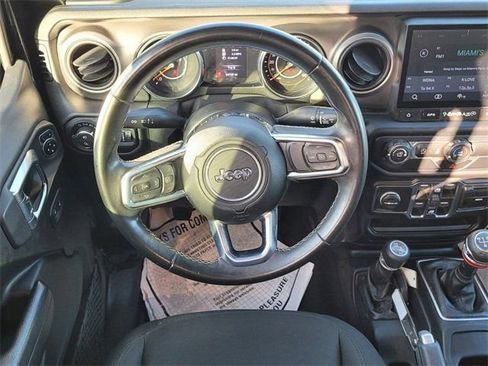 Used 2020 Jeep Gladiator Sport w/ Quick Order Package 23S AWD/4WD image 9