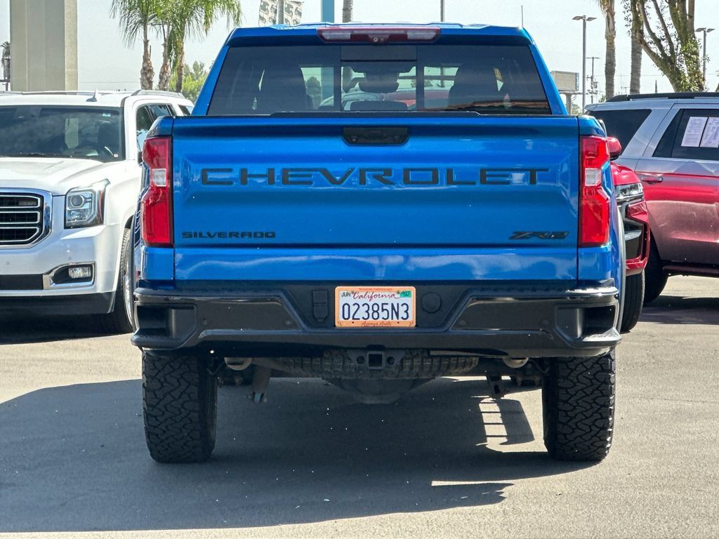 Used 2022 Chevrolet Silverado 1500 ZR2 w/ Technology Package AWD/4WD image 4