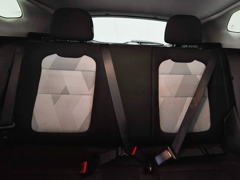 Used 2025 Chevrolet Trax LS FWD image 8