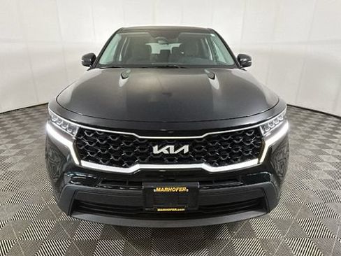 Used 2023 Kia Sorento LX AWD/4WD image 7
