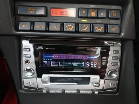 Used 1990 Chevrolet Corvette Coupe RWD image 26