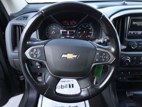 Used 2017 Chevrolet Colorado Z71 AWD/4WD image 13