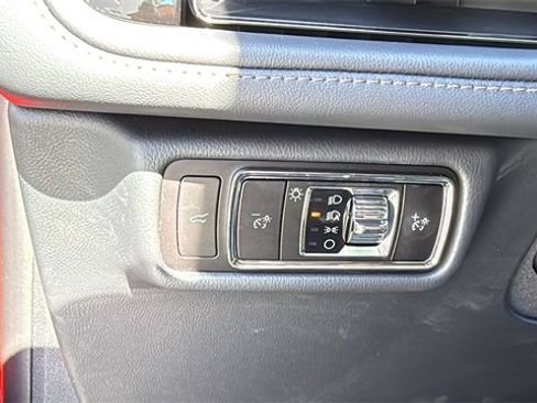 New 2025 Lincoln Aviator AWD image 32