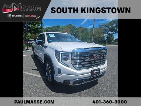 Used 2023 GMC Sierra 1500 Denali w/ Denali Reserve Package AWD/4WD image 3