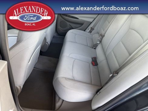 Used 2020 Chevrolet Malibu LS FWD image 11