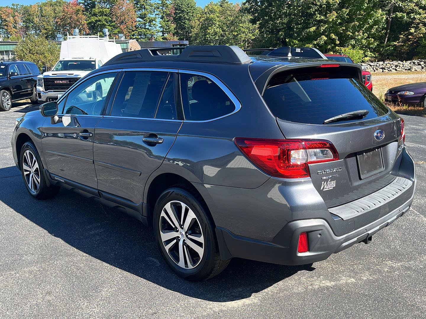 Used 2019 Subaru Outback 2.5i Limited AWD/4WD image 3
