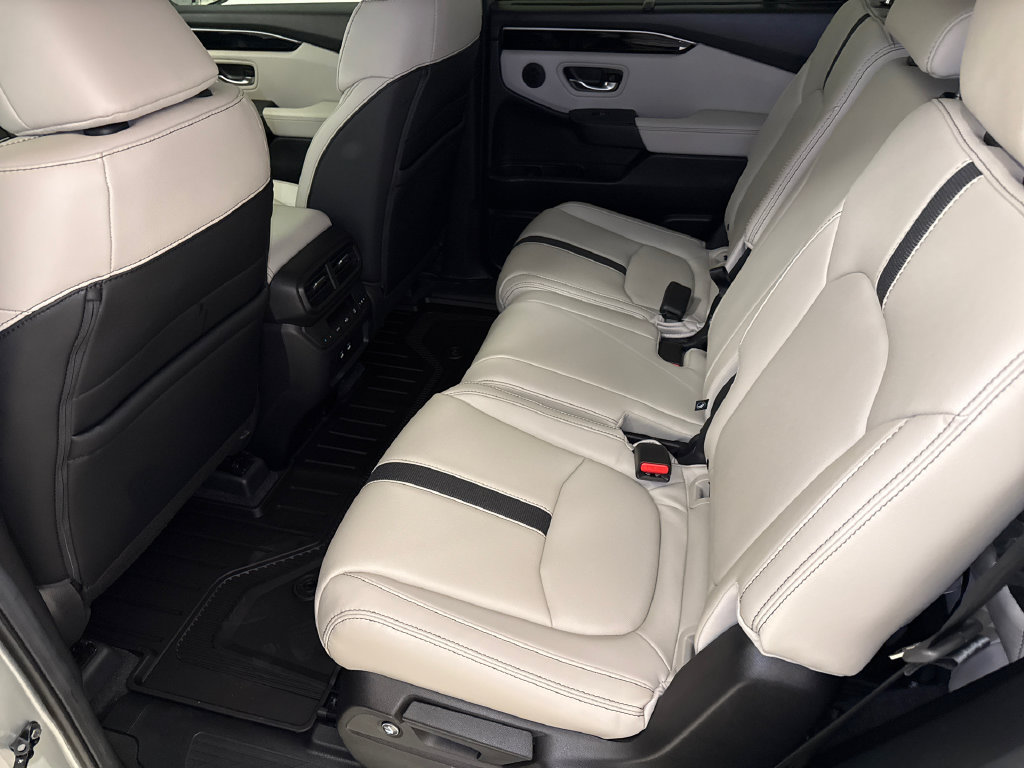New 2026 Honda Pilot EX-L image 17