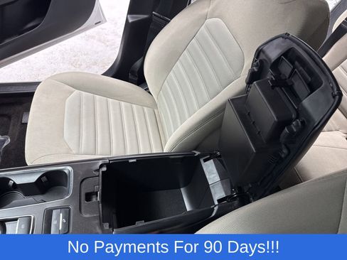 Used 2018 Ford Fusion S image 22