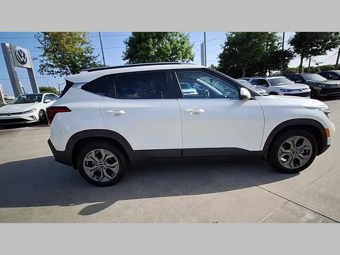 Used 2024 Kia Seltos S FWD image 36