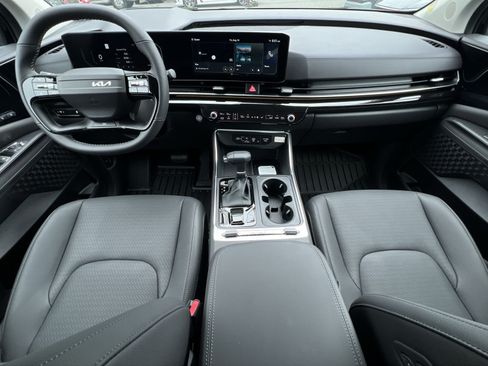 New 2027 Kia Carnival SX Prestige FWD image 30