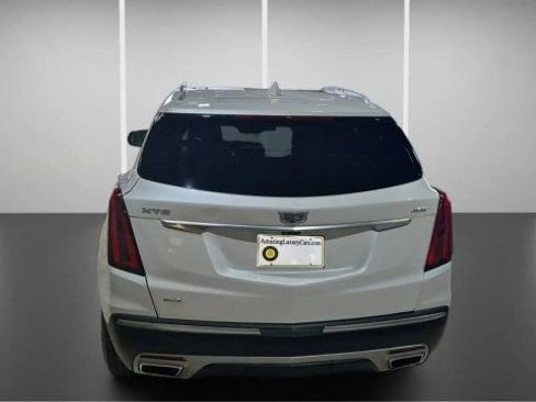 Used 2022 Cadillac XT5 Premium Luxury w/ Technology Package image 3