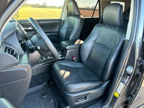 Used 2021 Toyota 4Runner Nightshade image 11