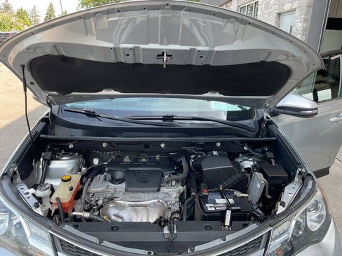Used 2015 Toyota RAV4 XLE AWD/4WD image 44