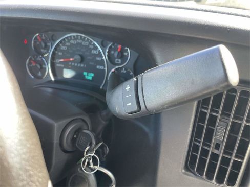 Used 2021 Chevrolet Express 2500 w/ Communications Package image 16