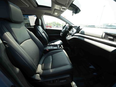 Used 2023 Honda Odyssey Touring image 28