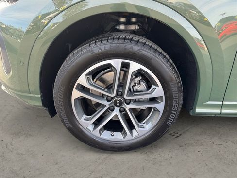 Used 2025 Audi Q5 Premium Plus w/ Premium Plus image 9