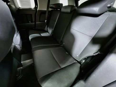 Used 2014 Toyota FJ Cruiser 4WD w/ Convenience Package image 21