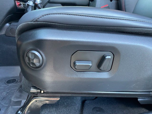 Used 2024 Jeep Wrangler Unlimited Rubicon AWD/4WD image 10