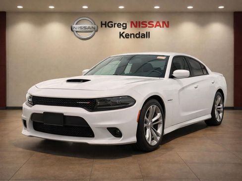 Used 2022 Dodge Charger R/T RWD image 3