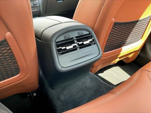 Used 2021 Maserati Ghibli S Q4 AWD/4WD image 10
