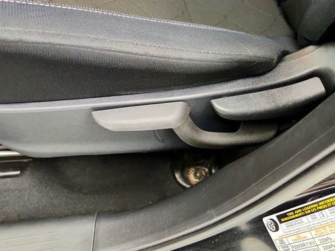 Used 2018 Nissan Kicks SV w/ Exterior Package FWD image 11