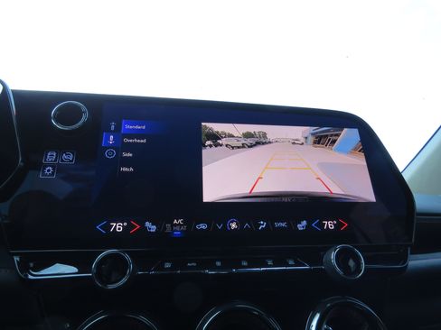 Used 2024 Chevrolet Blazer EV RS image 21