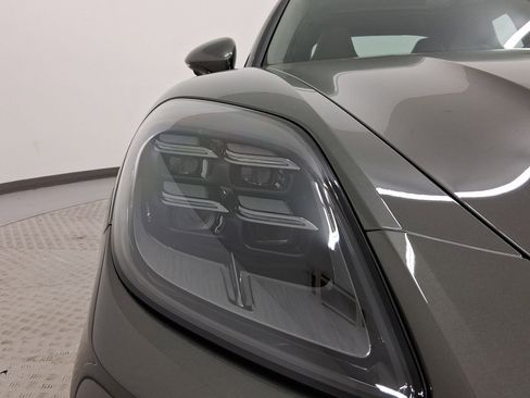 New 2026 Porsche Panamera 4 image 11